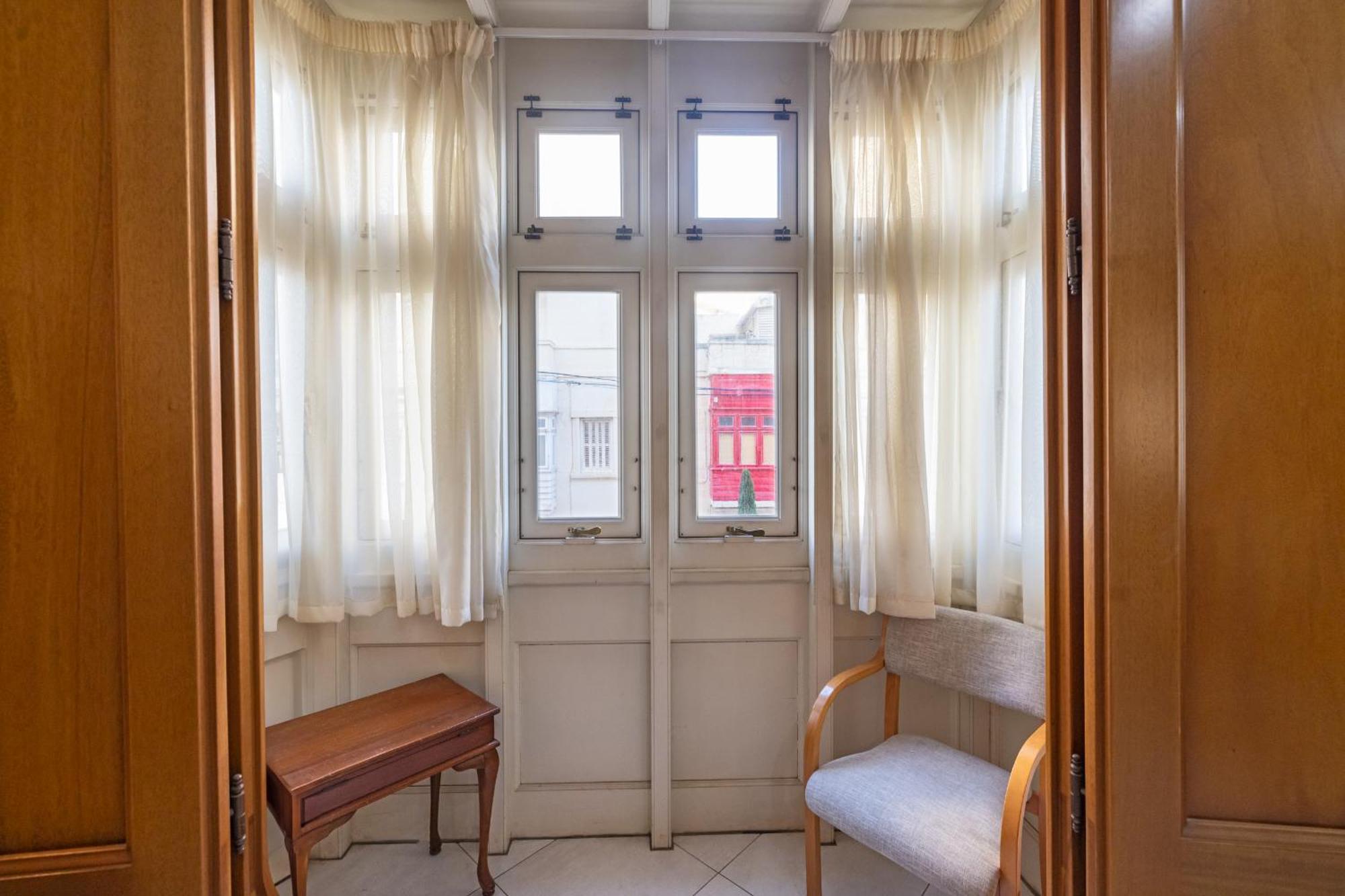 3 Bedroom By Sliema Promenade Екстер'єр фото